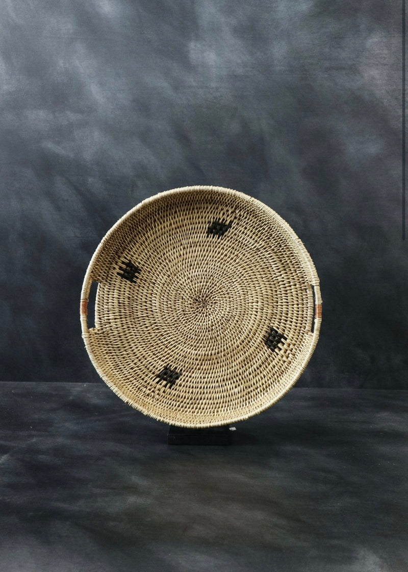 Bowls & trays