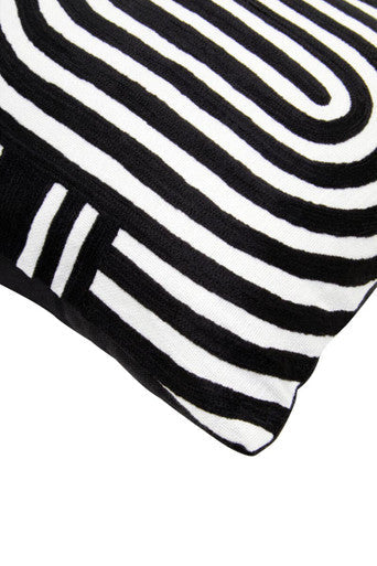 Black and White Cushion | Bosie Ozella