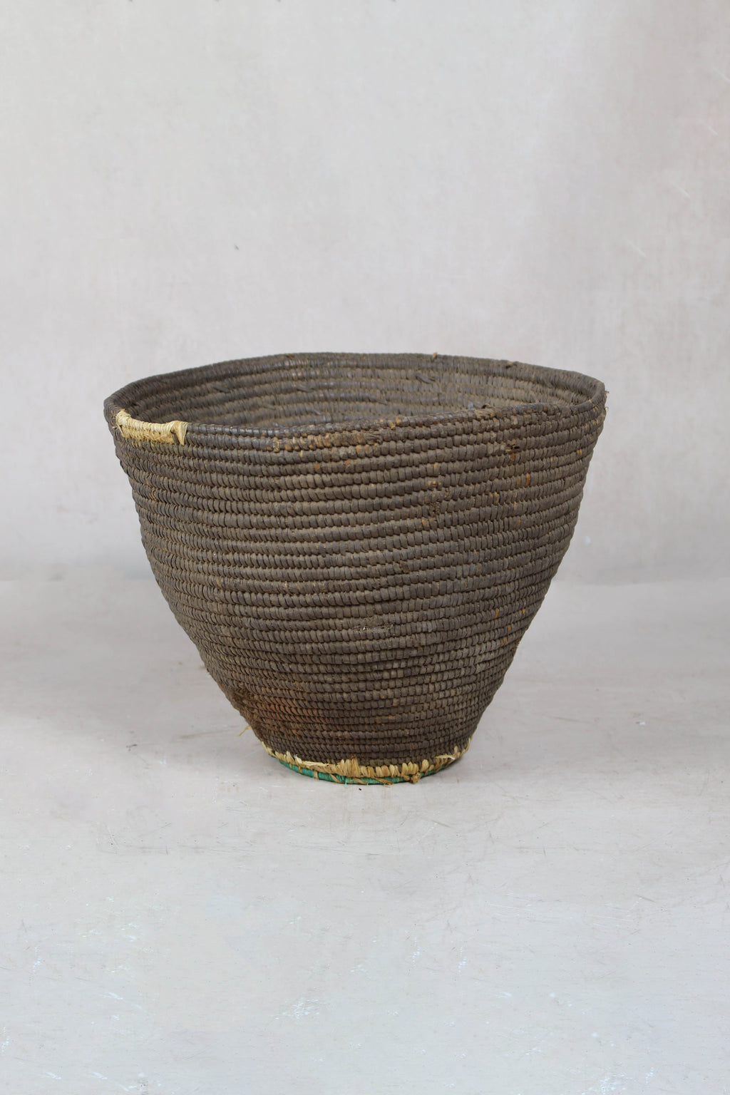 Vintage Tutsi Basket - Rwanda - 105.1