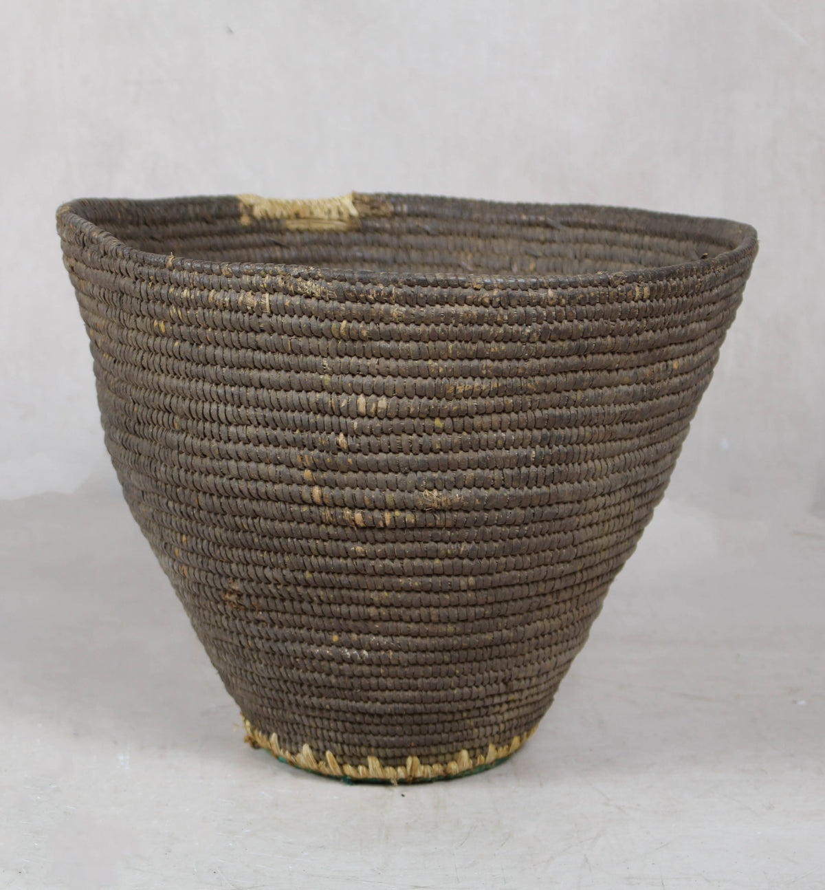 Vintage Tutsi Basket - Rwanda - 105.1