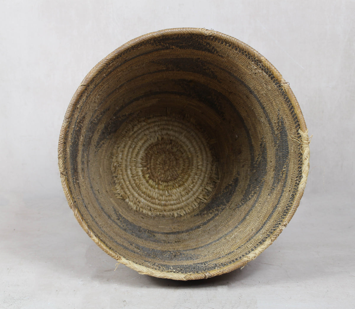 Vintage Tutsi Basket - Rwanda - 106.7
