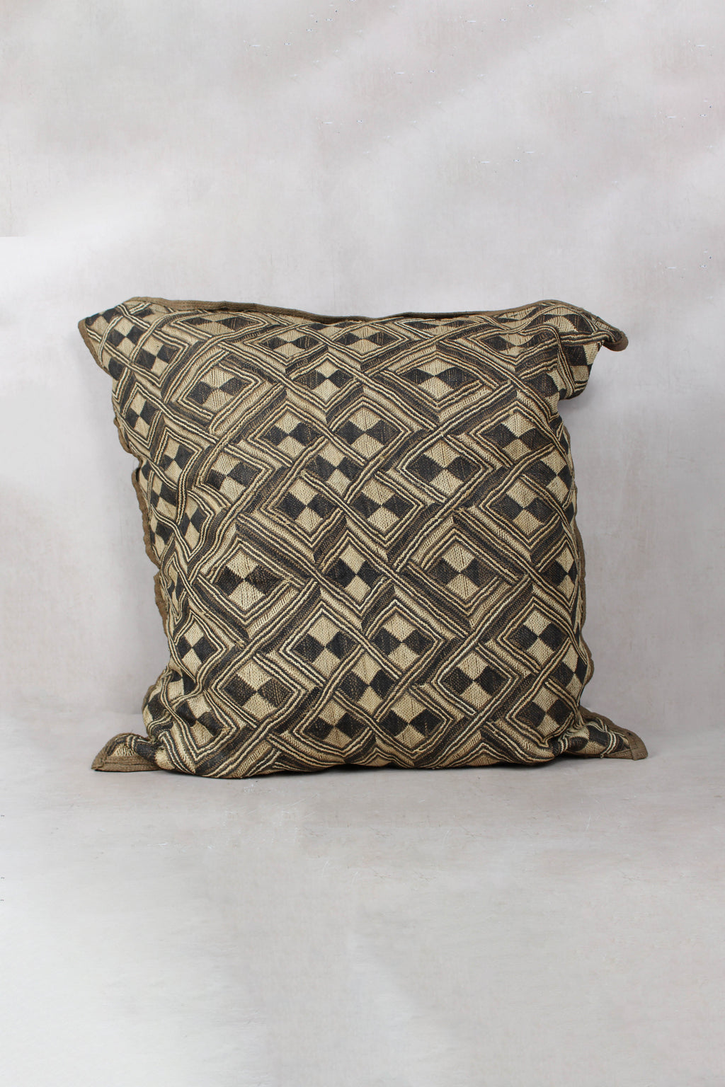 Vintage Showa Cloth Cushion - 25.8