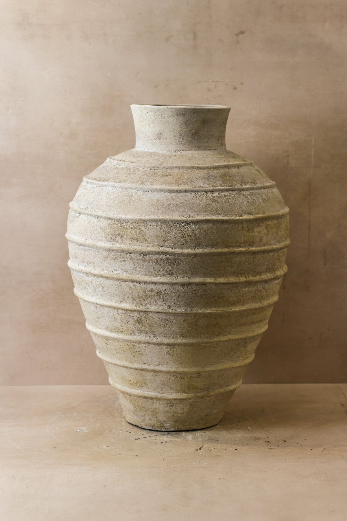 Rustic Off White Indonesian Pot No 22
