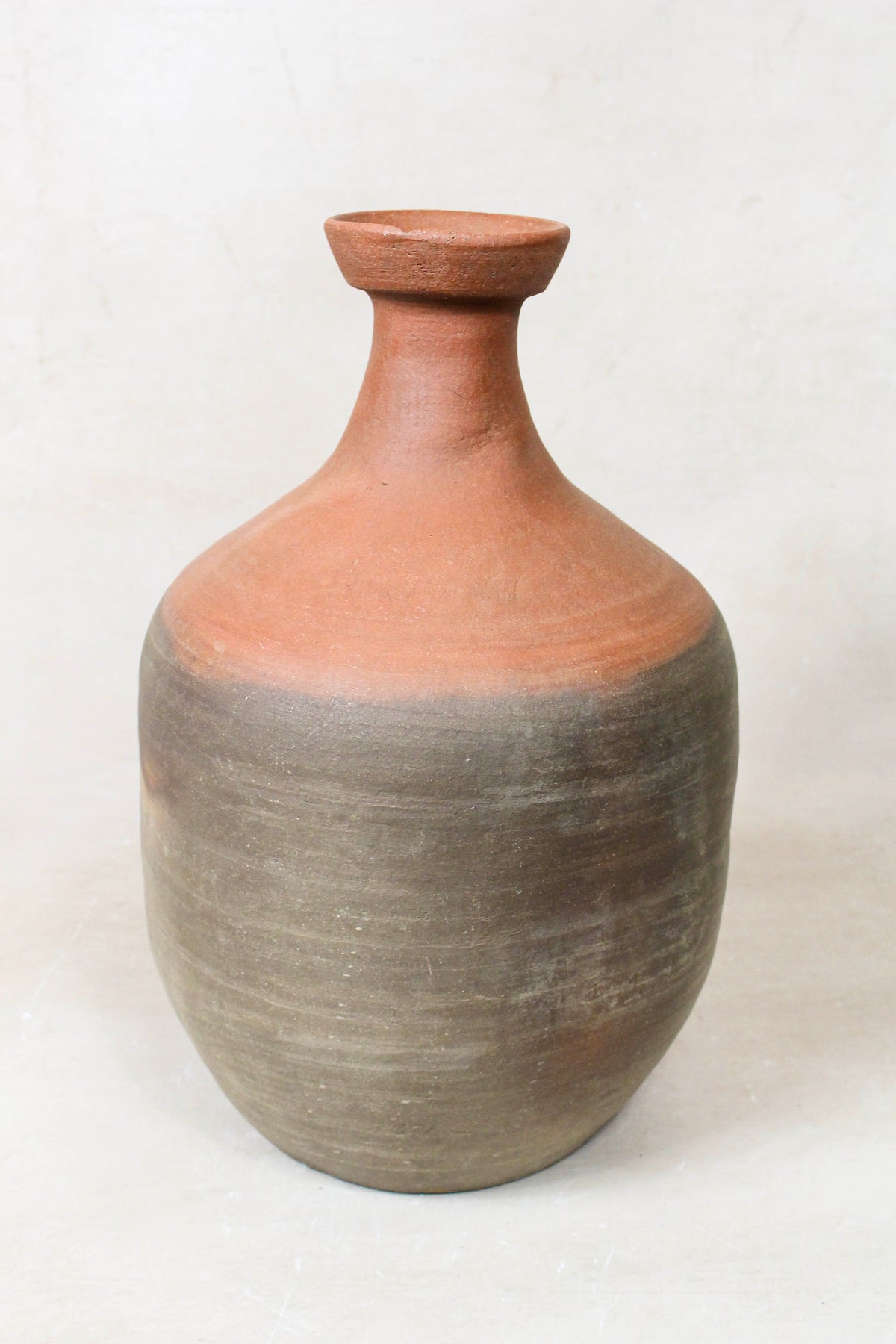 Antique Asian Rice Wine Vase n° 32