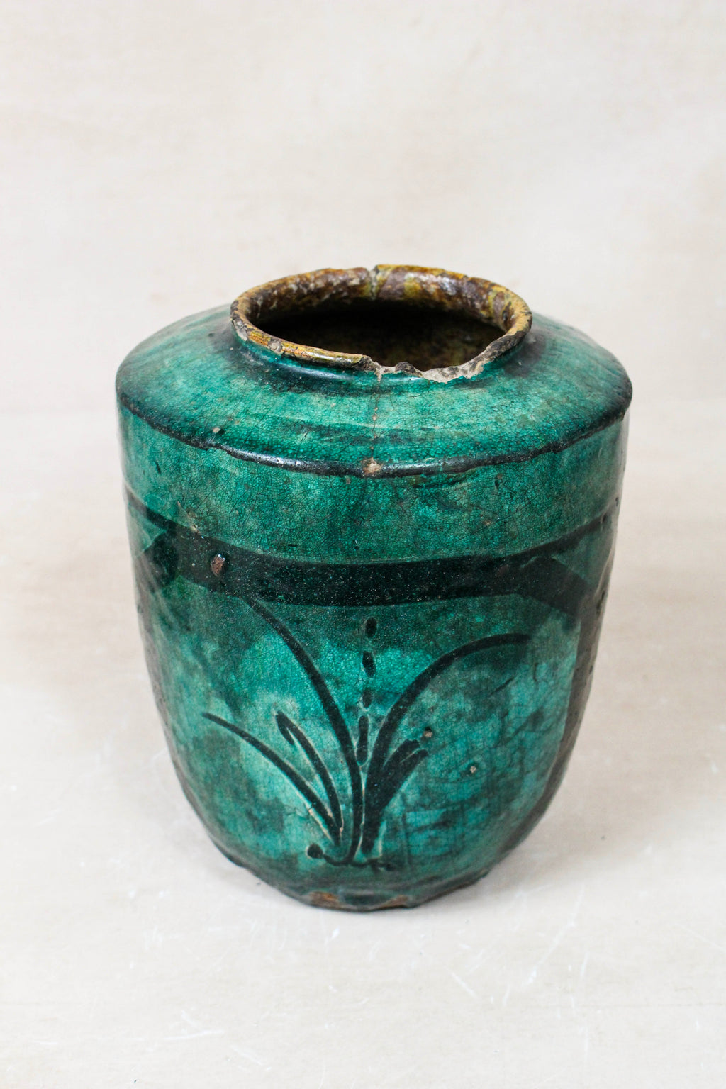 Vintage Emerald Green Pot - EGP 15